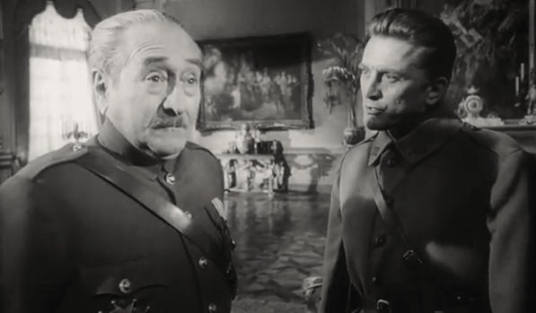 Nombre:  Paths_of_Glory_trailer_2.jpg
Visitas: 327
Tama�o: 39.6 KB