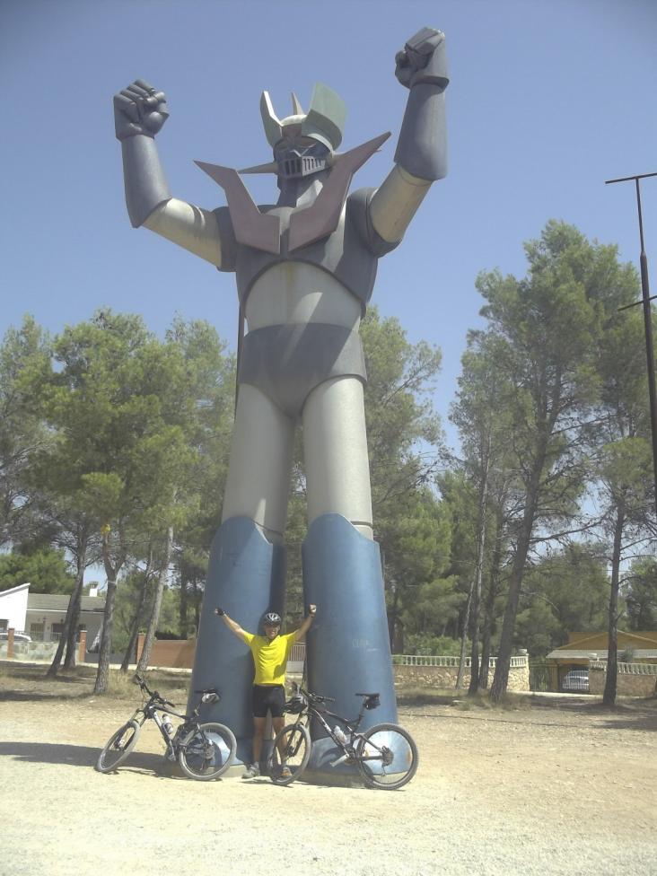Nombre:  mazinguerZ.jpg
Visitas: 319
Tama�o: 93.4 KB